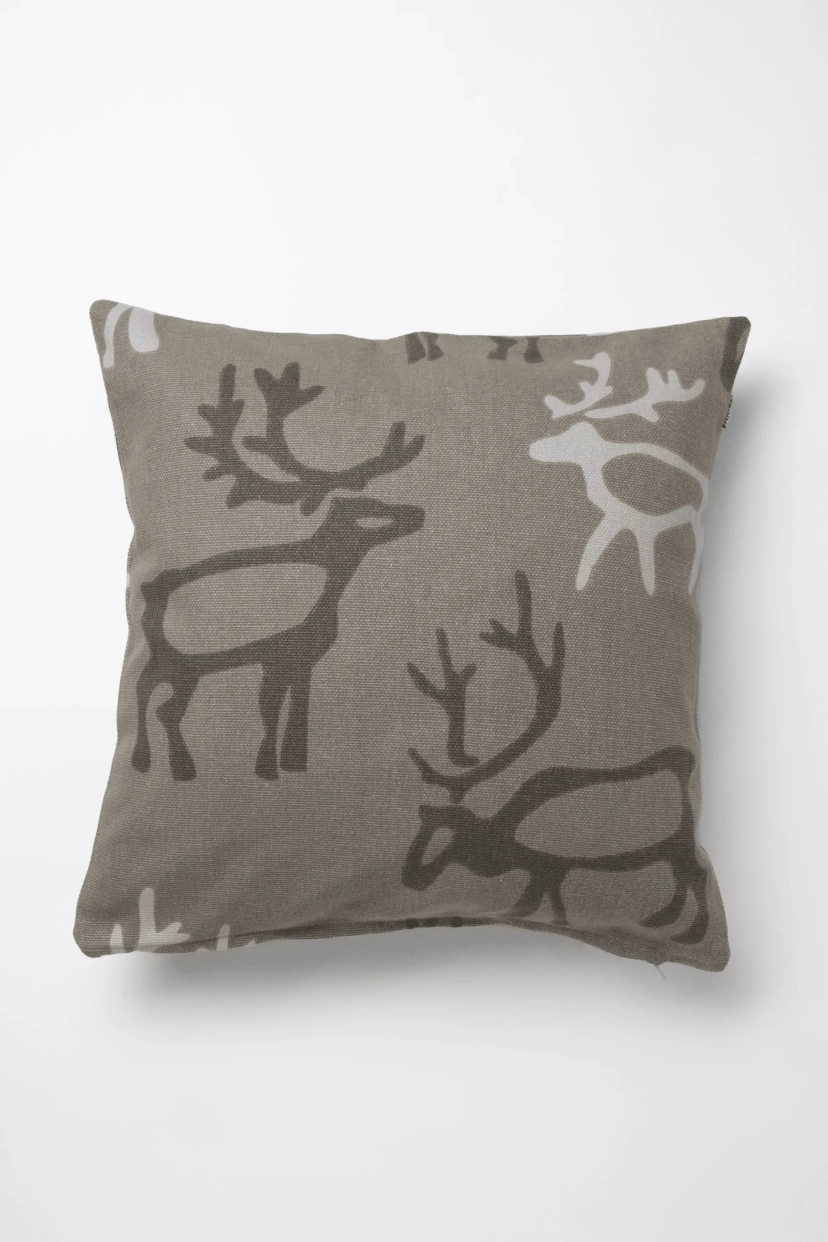 Saaga Tyynynpäällinen