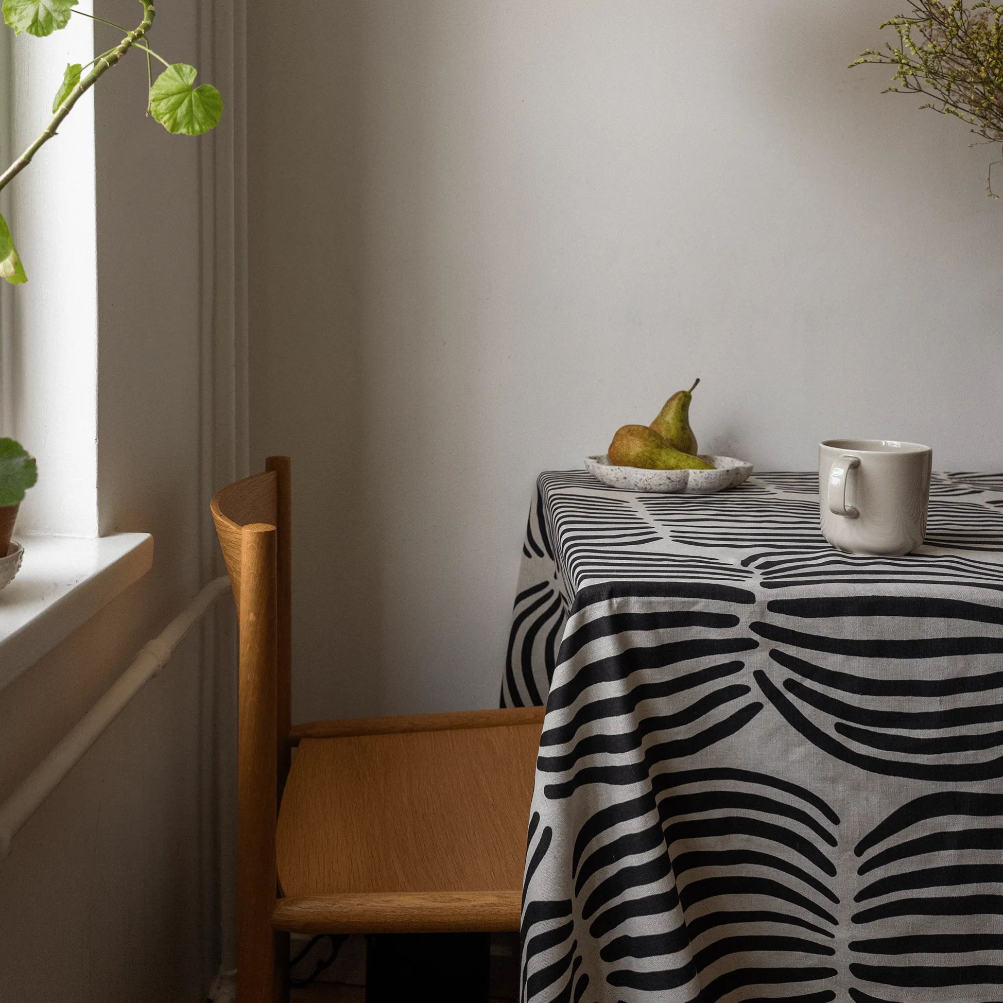 Vilja Akryylipinnoitettu Pöytätabletti
