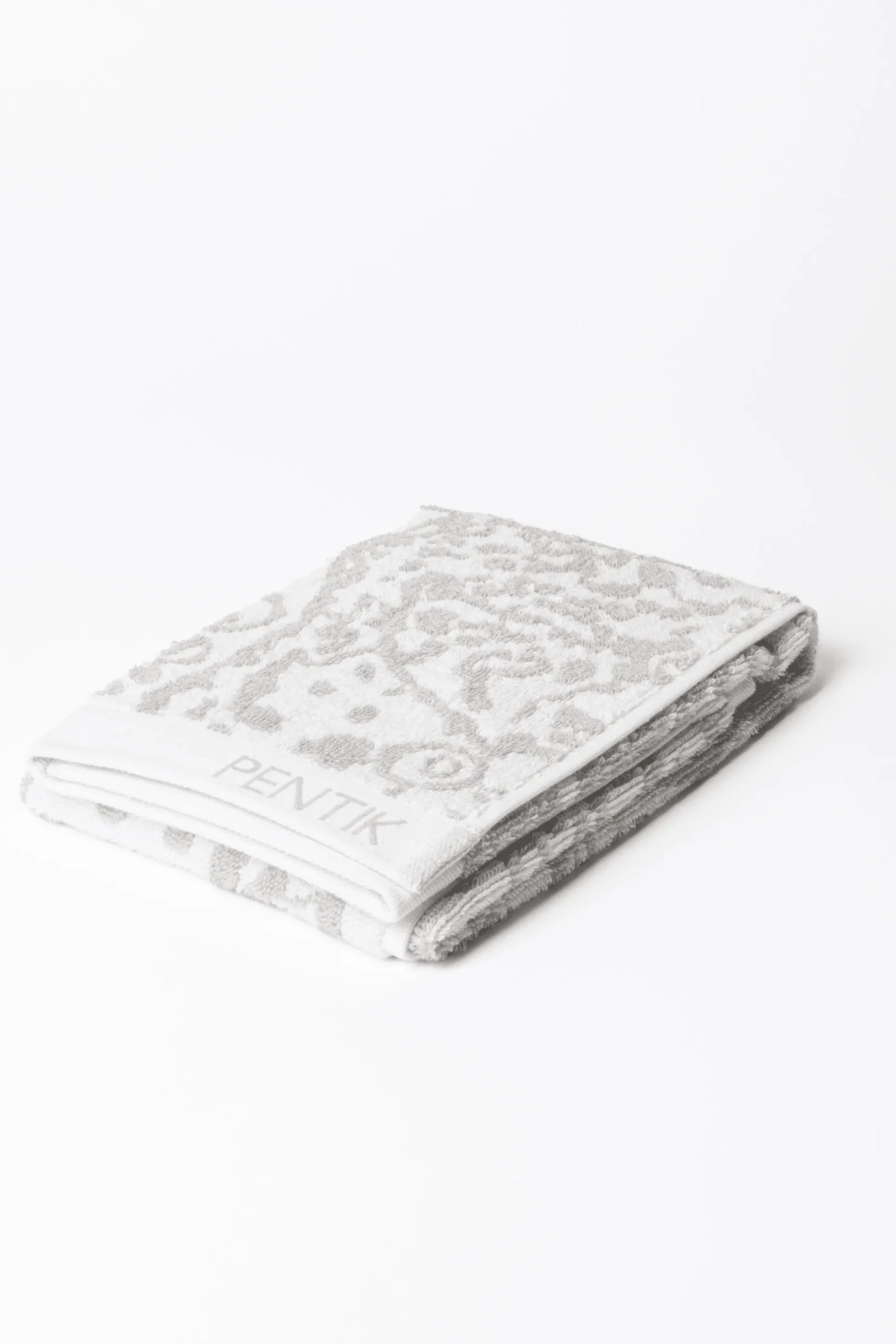 Villikissa Käsipyyhe
